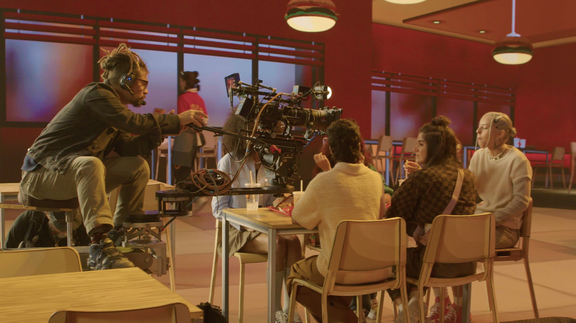 Behind-the-scenes still 16